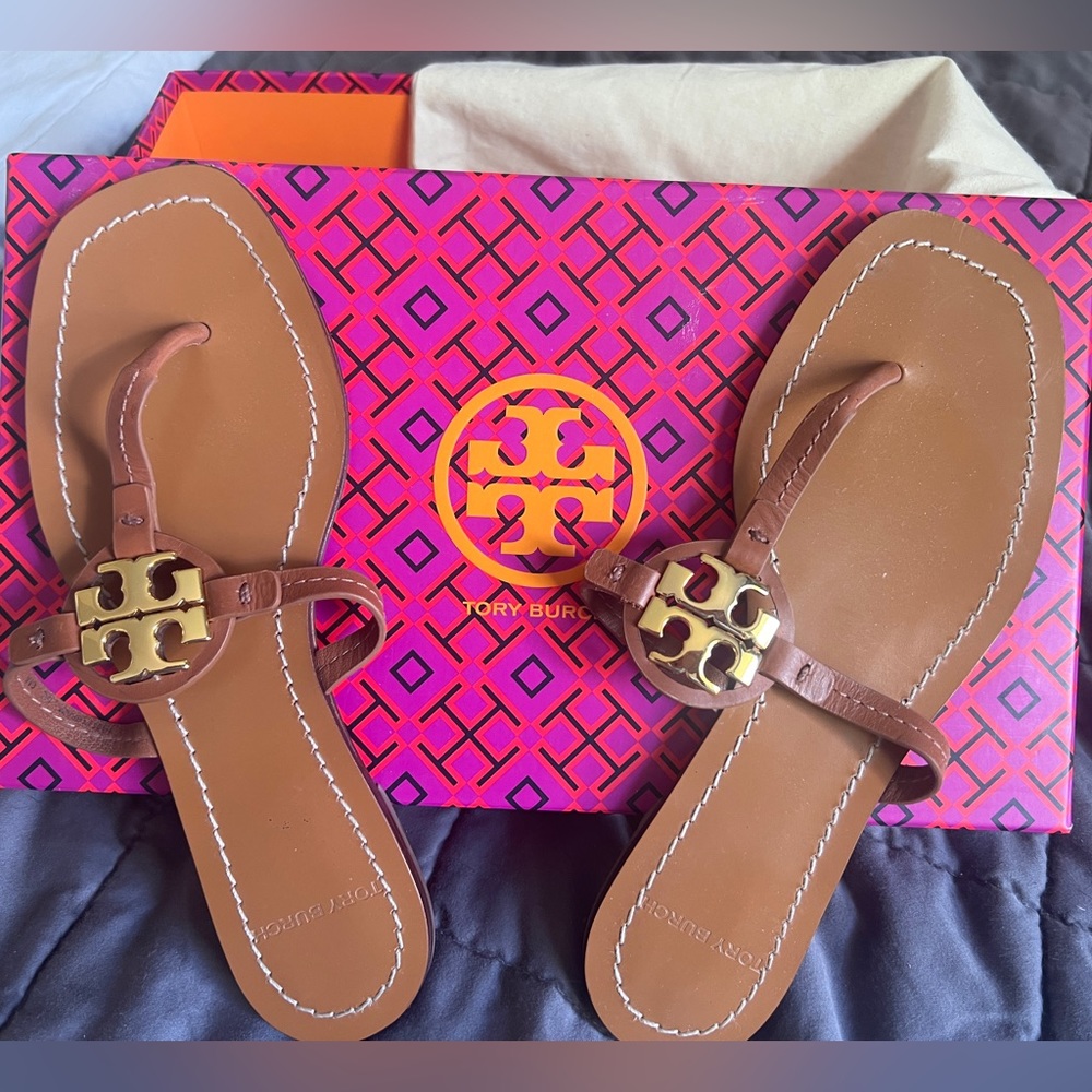 Mini Miller Leather Thong Sandals